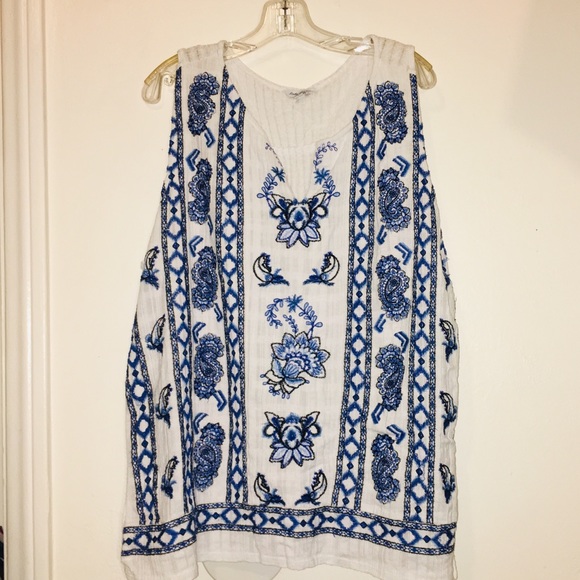 Lucky Brand Tops - ✨5/$20✨Lucky Brand Sleeveless Blouse